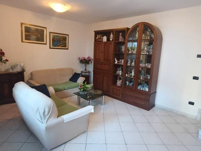 Casa con 5 locali in vendita in MontecatiniTerme