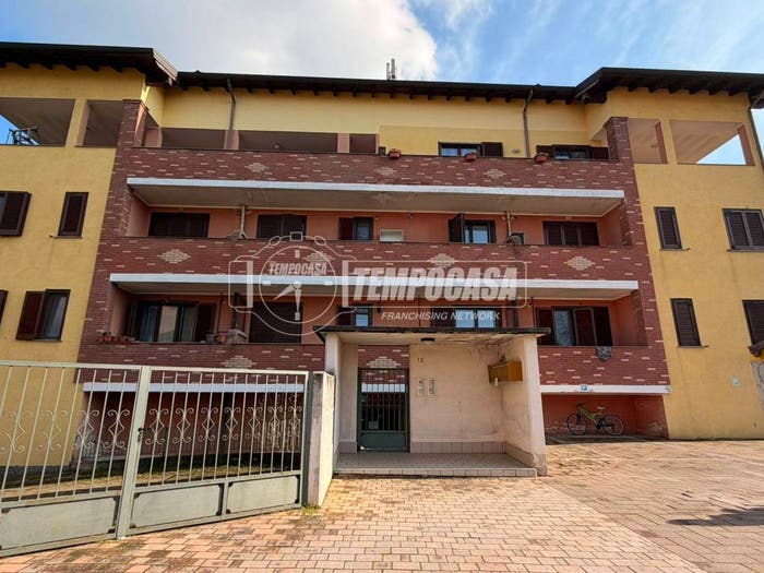 Casa trilocale in vendita in Via Don L Sturzo, Centro, Dorno