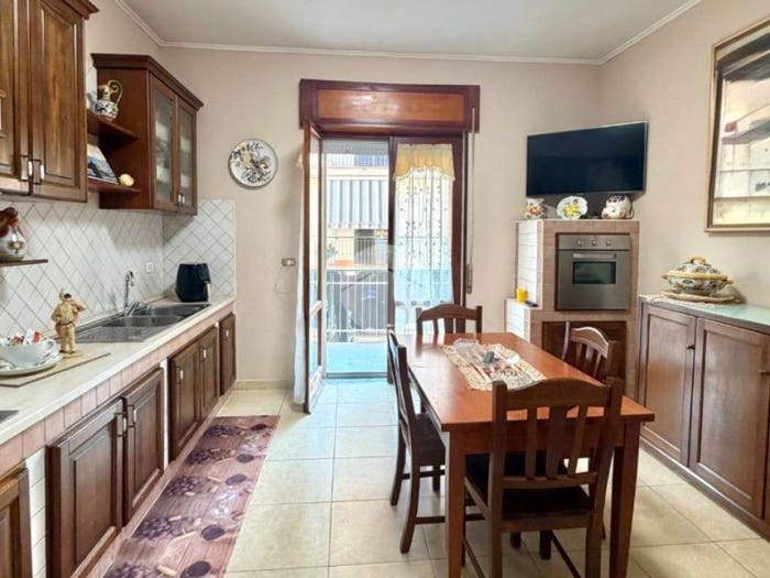 Appartamento quadrilocale in vendita in Viale Dei Cedri, Qualiano
