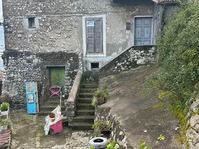 Casa quadrilocale in vendita in Via Del Santuario No Number, Centro, Artena