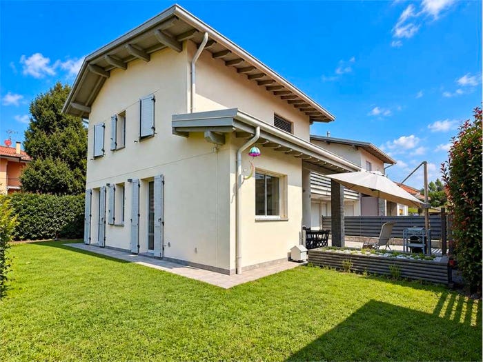Appartamento con 5 locali in vendita in via Mirasole, Cadrezzate con Osmate