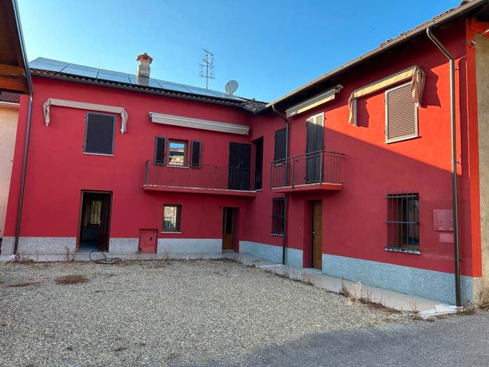 Casa con 6 locali in vendita in Via Dante Alighieri, Francavilla Bisio