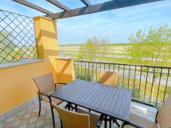 Appartamento bilocale in vendita in Viale Delle Tortore, Caorle