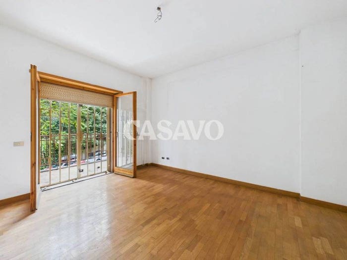 Appartamento trilocale in vendita in Via Sanzeno, Cortina d'Ampezzo, Roma