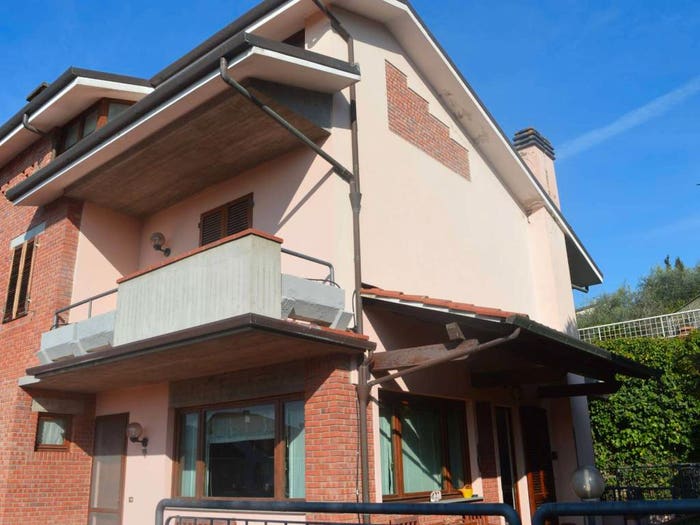 Casa con 5 locali in vendita in MontecatiniTerme