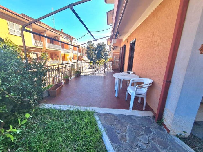 Casa quadrilocale in vendita in Via Capri, Centro, Genzano di Roma