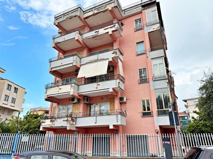 Appartamento con 5 locali in vendita in via tristano, Aversa