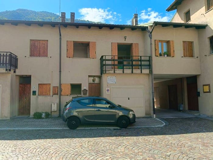 Casa quadrilocale in vendita in via Monte Cuar Trasaghis, Avasinis, Trasaghis