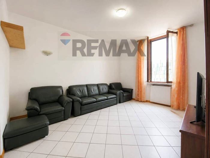 Appartamento trilocale in vendita in Via Carlo Imbonati, Dergano, Milano