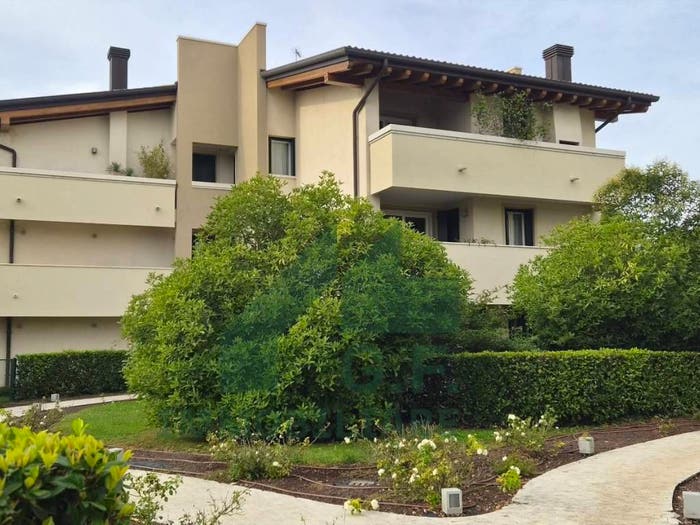 Appartamento con 6 locali in vendita in Via SAntonino, Sant'Antonino Ospedale, Treviso