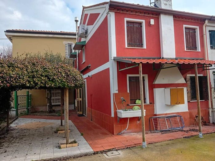 Casa quadrilocale in vendita in Centro, Casale di Scodosia