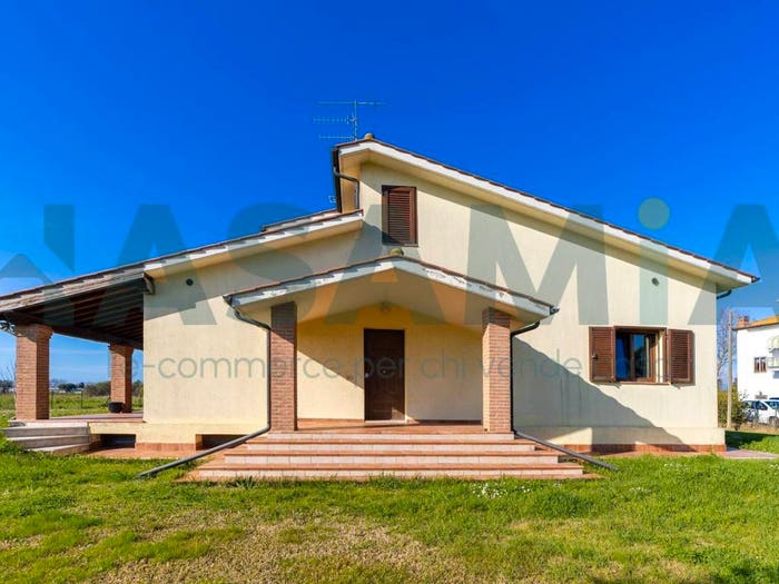 Casa con 6 locali in vendita in Strada San Lorenzo, La Principina, Grosseto