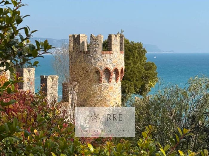 Appartamento bilocale in vendita in Castello Borelli, Borghetto Santo Spirito