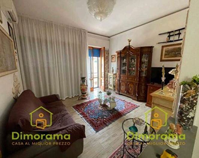 Appartamento con 5 locali in vendita in via per Iolo D, Casale, Prato