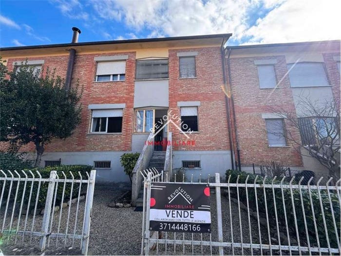 Appartamento con 6 locali in vendita in via Martiri della Libertà, Centro, Città di Castello