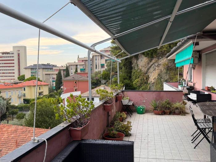 Appartamento con 6 locali in vendita in Corso Buenos Aires, Centro, Chiavari
