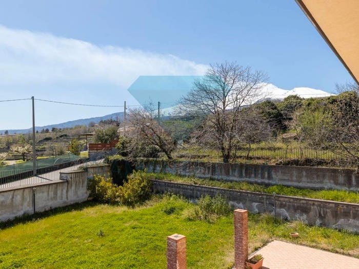 Casa con 5 locali in vendita in Via Trainara, Mascali
