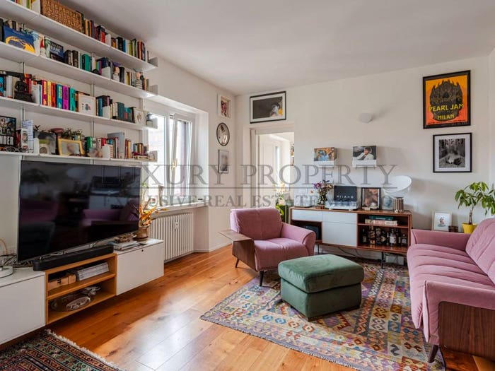 Appartamento trilocale in vendita in Via Augusto Anfossi, Montenero, Milano