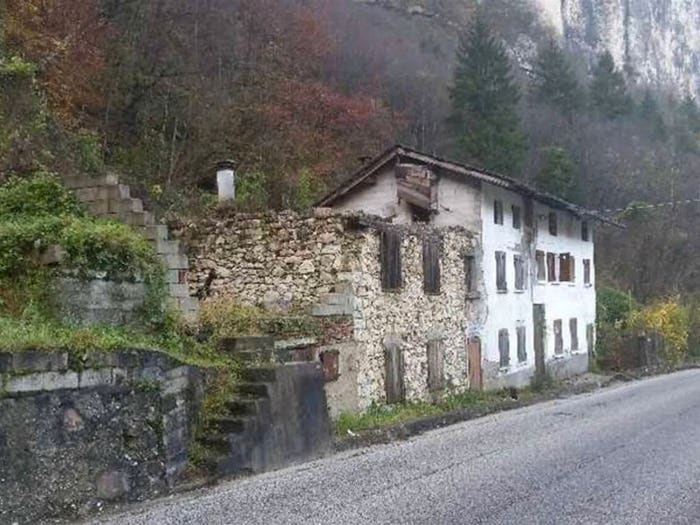 Casa con 5 locali in vendita in Enego