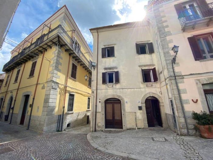 Casa con 6 locali in vendita in Via Beato Antonio Lucci, Centro, Agnone