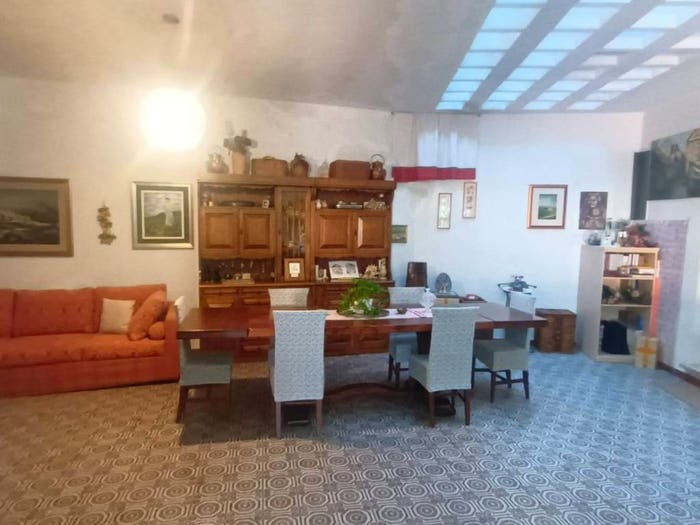 Appartamento quadrilocale in vendita in Viale Dante Alighieri, Centro, Chianciano Terme