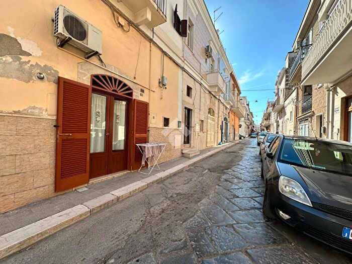 Casa trilocale in vendita in Via Consalvo da Cordova, Cerignola