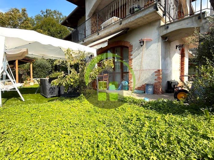 Appartamento con 5 locali in vendita in Cazzano Sant'Andrea