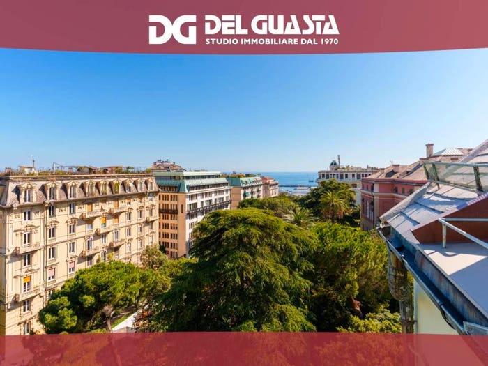 Appartamento con 6 locali in vendita in Via Nino Bixio, Carignano, Genova