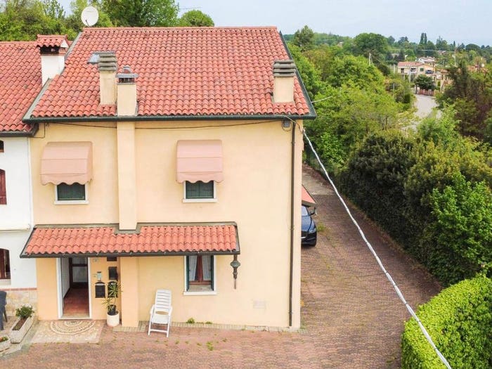 Appartamento quadrilocale in vendita in Via G M Brunori, Monteviale