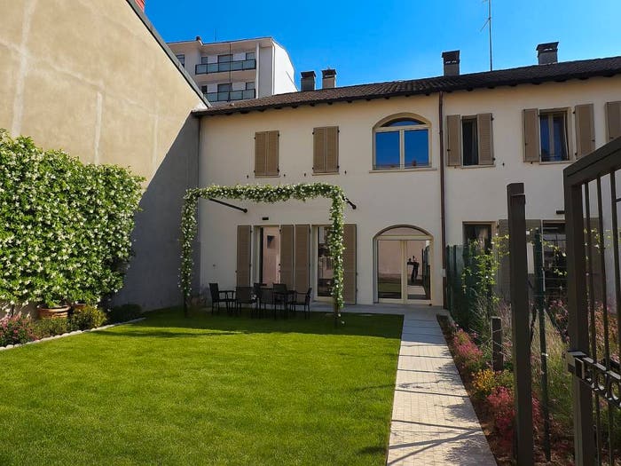 Casa quadrilocale in vendita in Via Ticino, Abbiategrasso