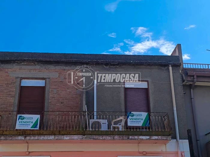 Casa con 6 locali in vendita in Vicolo III Nazionale, Saponara Marittima, Saponara