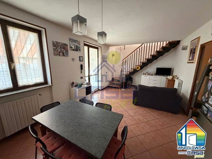 Appartamento quadrilocale in vendita in via Leopardi, Izano