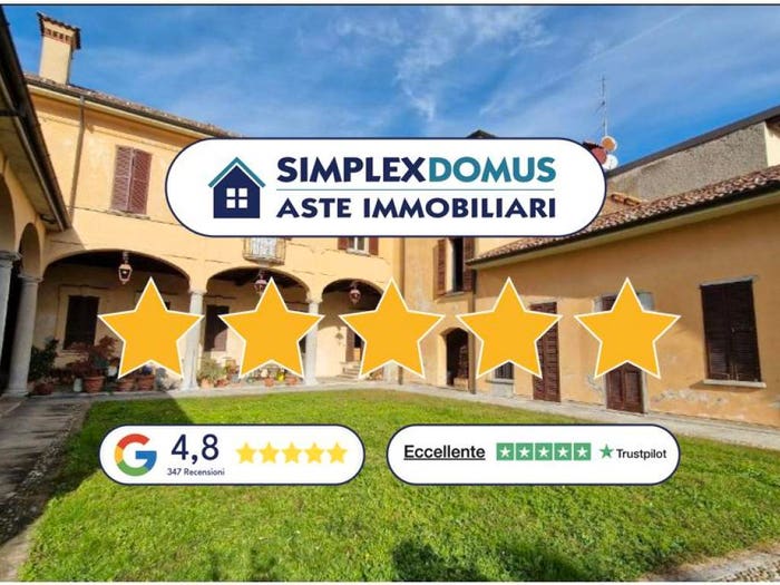Appartamento trilocale in vendita in Via Volta, Centro, Azzate