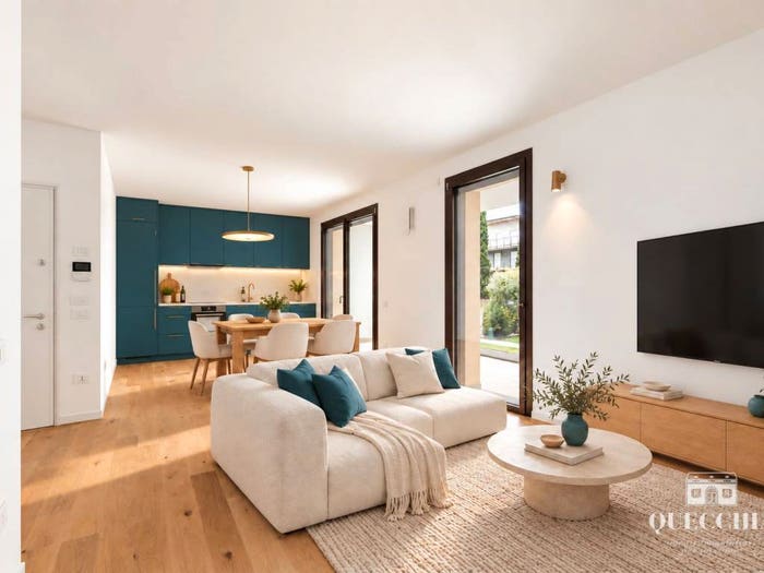 Appartamento trilocale in vendita in Via Umberto Pace, Desenzano Centro, Desenzano del Garda