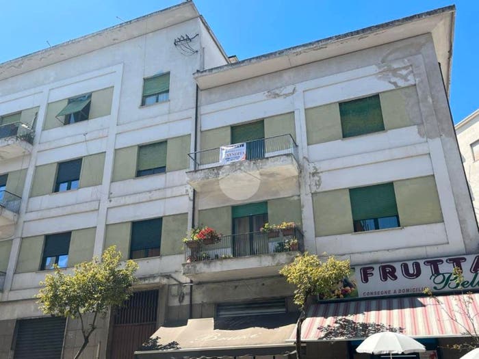 Appartamento quadrilocale in vendita in Viale della Repubblica, Stadio Città, Cosenza