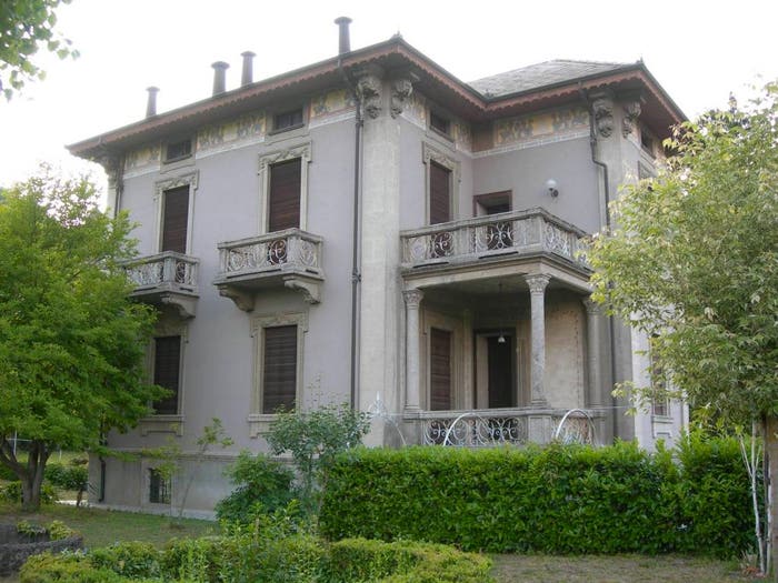 Casa con 6 locali in vendita in VIA SALINO, Cortemilia
