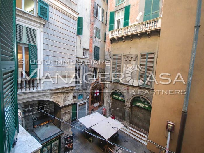 Appartamento bilocale in vendita in Piazza de Marini, Caricamento, Genova
