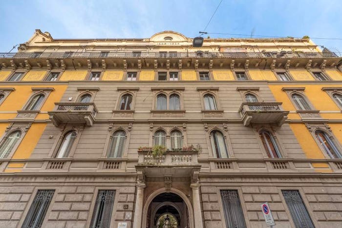 Appartamento quadrilocale in vendita in Via Vivaio, Palestro, Milano