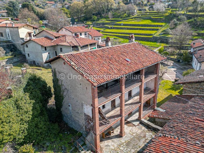 Casa con 5 locali in vendita in Via Rossano, Centro, Chiaverano