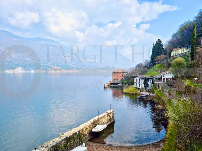 Appartamento bilocale in vendita in Via Borgo Nuovo, Centro, Nesso