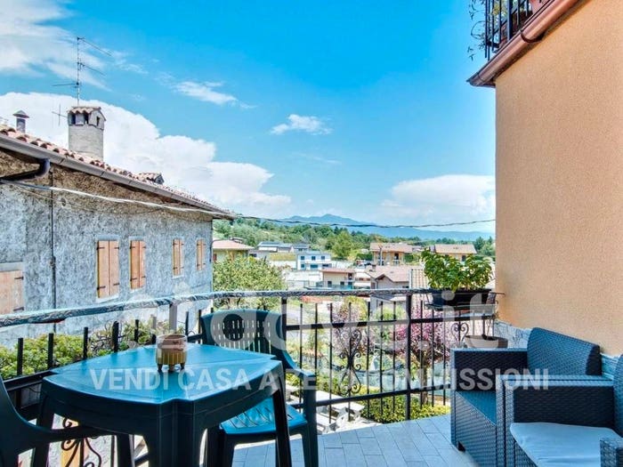 Casa con 6 locali in vendita in Via Grumello, Gromlongo, Palazzago
