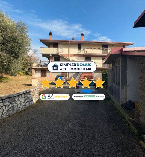 Appartamento con 6 locali in vendita in Cda Sant'Eustachio, Valle Pennini Sant'Eustachio, Avellino