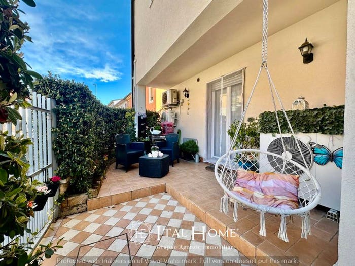 Casa con 6 locali in vendita in Via Giuseppe Garibaldi, Centro, Povegliano Veronese