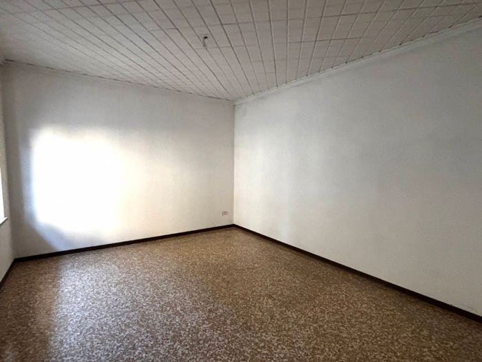 Casa quadrilocale in vendita in Via Roma, Borgomasino