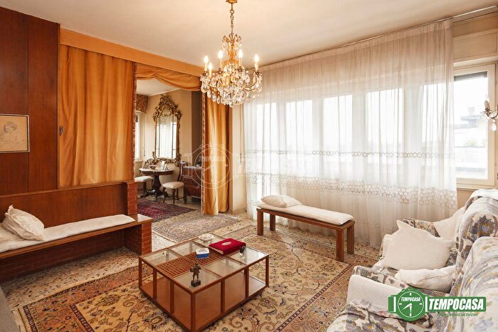 Appartamento quadrilocale in vendita in Via Giovanni Reich, Torre Boldone