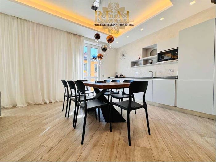 Appartamento con 6 locali in vendita in via giacomo Zanella, Ponte alla Vittoria, Firenze