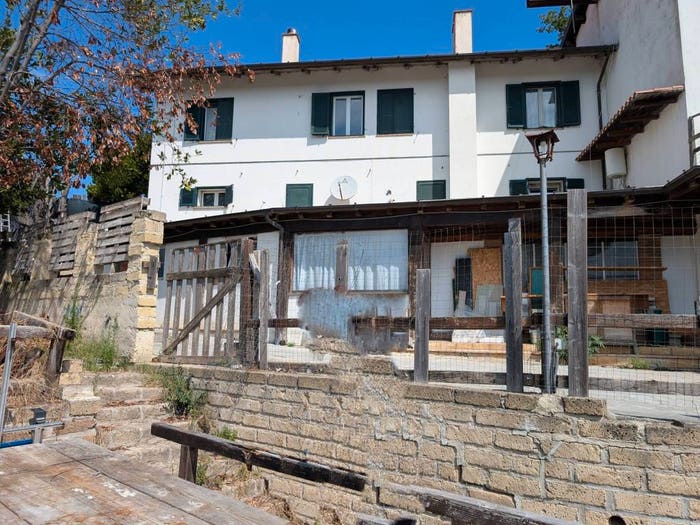 Appartamento con 6 locali in vendita in Via San Quirico, Lapedona