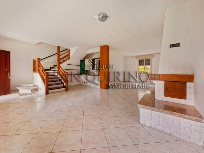 Casa con 5 locali in vendita in Via Buonarroti, Centro, Novi di Modena
