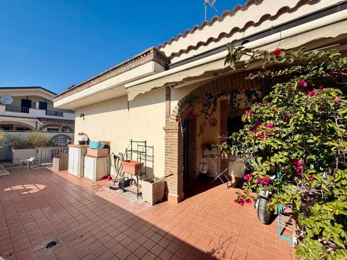 Casa con 6 locali in vendita in Via del Fosso dell'Osa, Castelverde, Roma