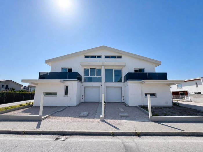 Casa con 6 locali in vendita in Via Carmen, Padulli, Rimini